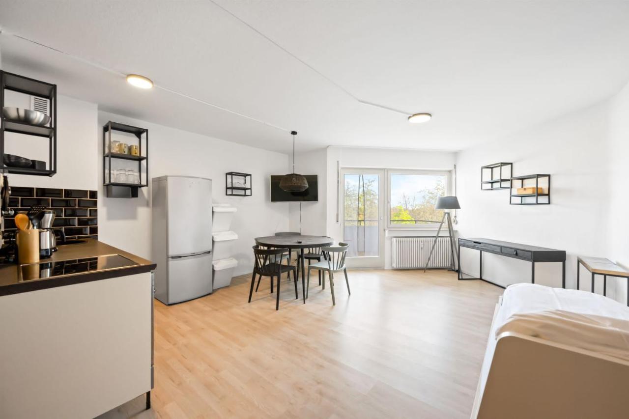 Sali Homes - Fewo Bluehendes Barock Ludwigsburg Ngoại thất bức ảnh